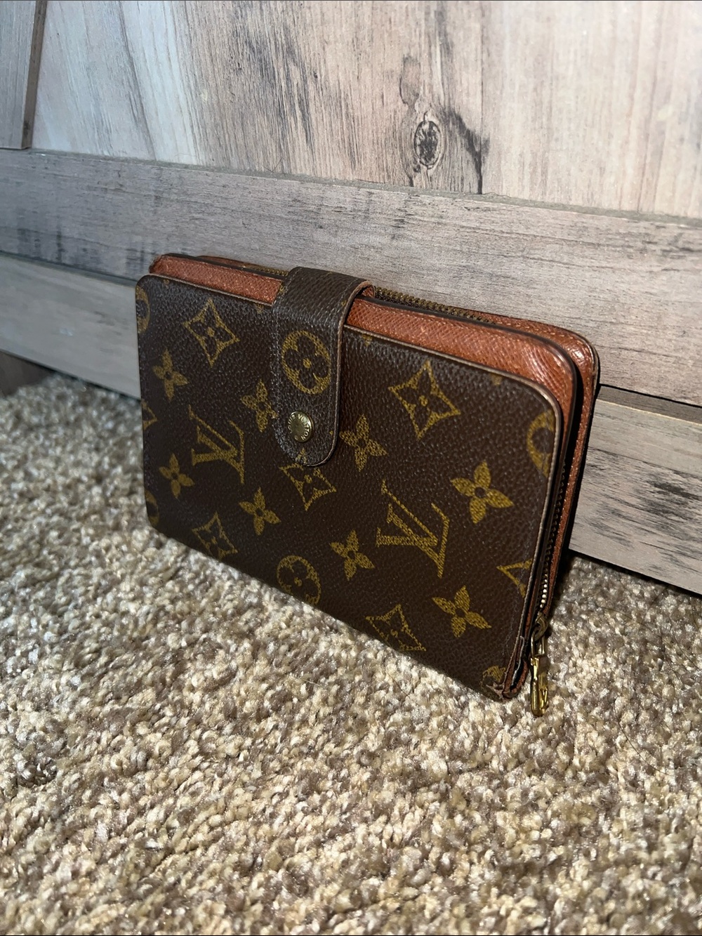Louis Vuitton Monogram Porte Papier Zip Wallet